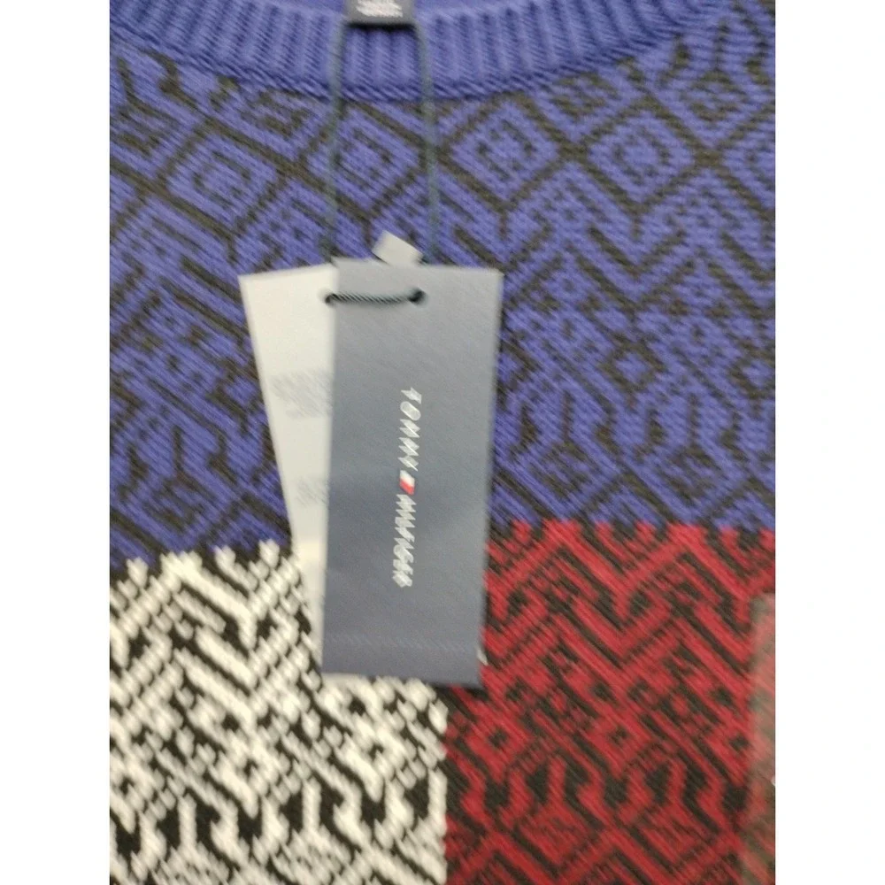 Tommy Hilfiger Knit Long Sweater Sweater Size Large Flag Aztec Print